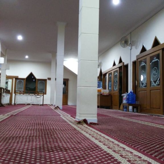 Bagian Dalam Masjid Nurul Masyriq